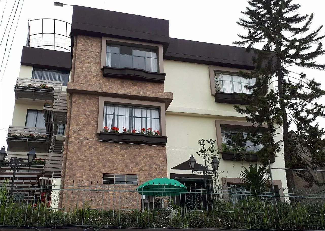 Daire Suites Ejecutivas Le Fontane La Floresta Quito Ecuador