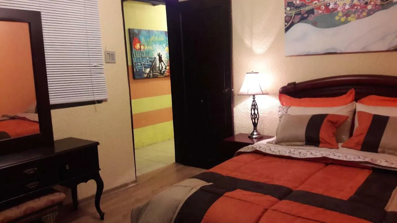 Suites Ejecutivas Le Fontane La Floresta Quito Ecuador Apartamento